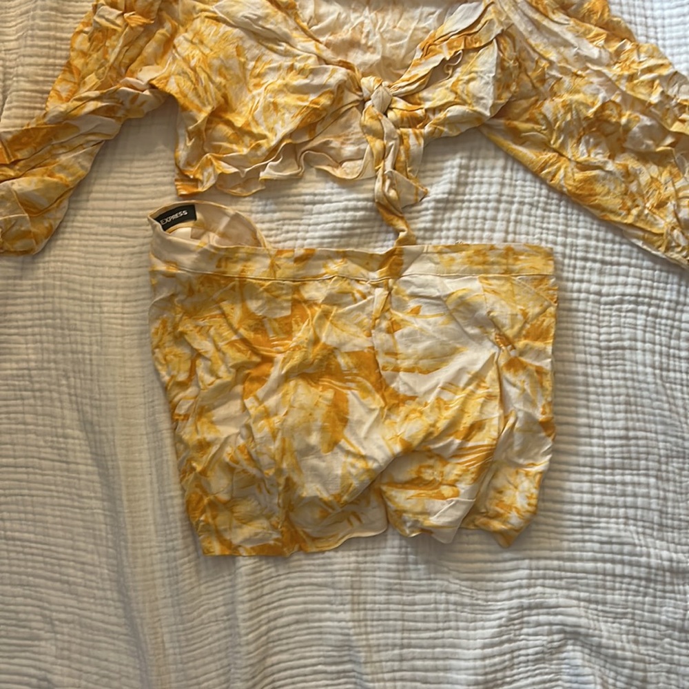 Express 2 Piece Set - Picture 5 of 5